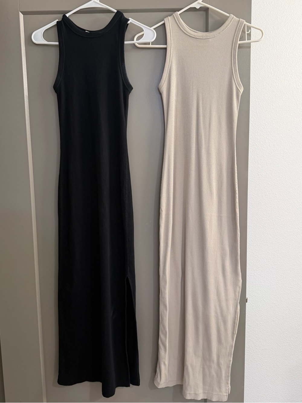 Universal Thread dresses